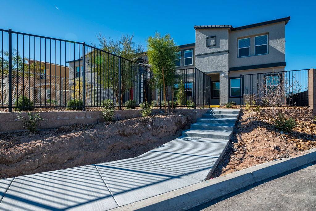 House for rent at 444 Moonlight Cove Dr, Henderson, NV 89002