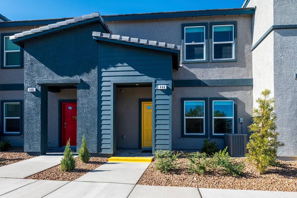 House for rent at 444 Moonlight Cove Dr, Henderson, NV 89002