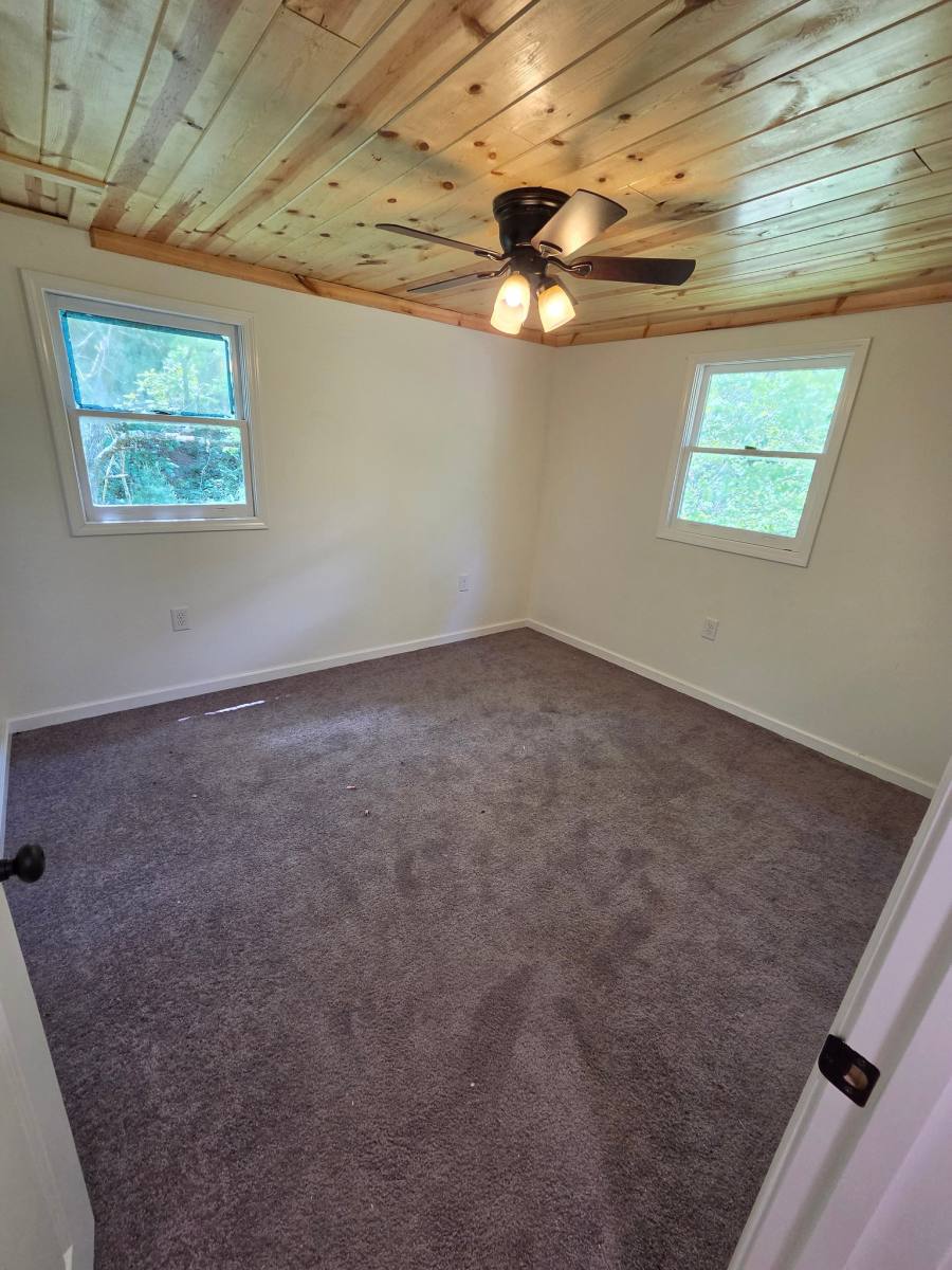House for rent at 112 Robert Roten Rd, Warrensville, NC 28693