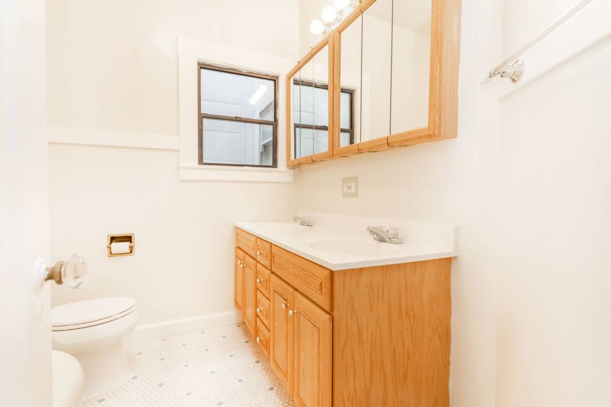 Apartment for rent at 3205 College Ave, Berkeley, CA 94705