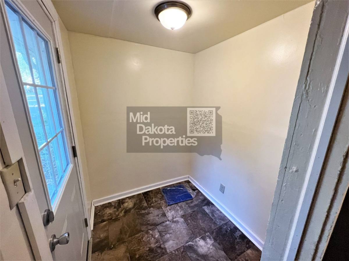 House for rent at 608 S Wisconsin, Mitchell, SD 57301