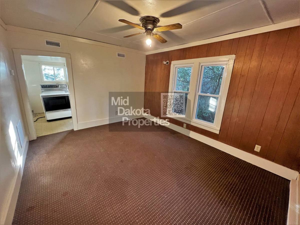 House for rent at 608 S Wisconsin, Mitchell, SD 57301