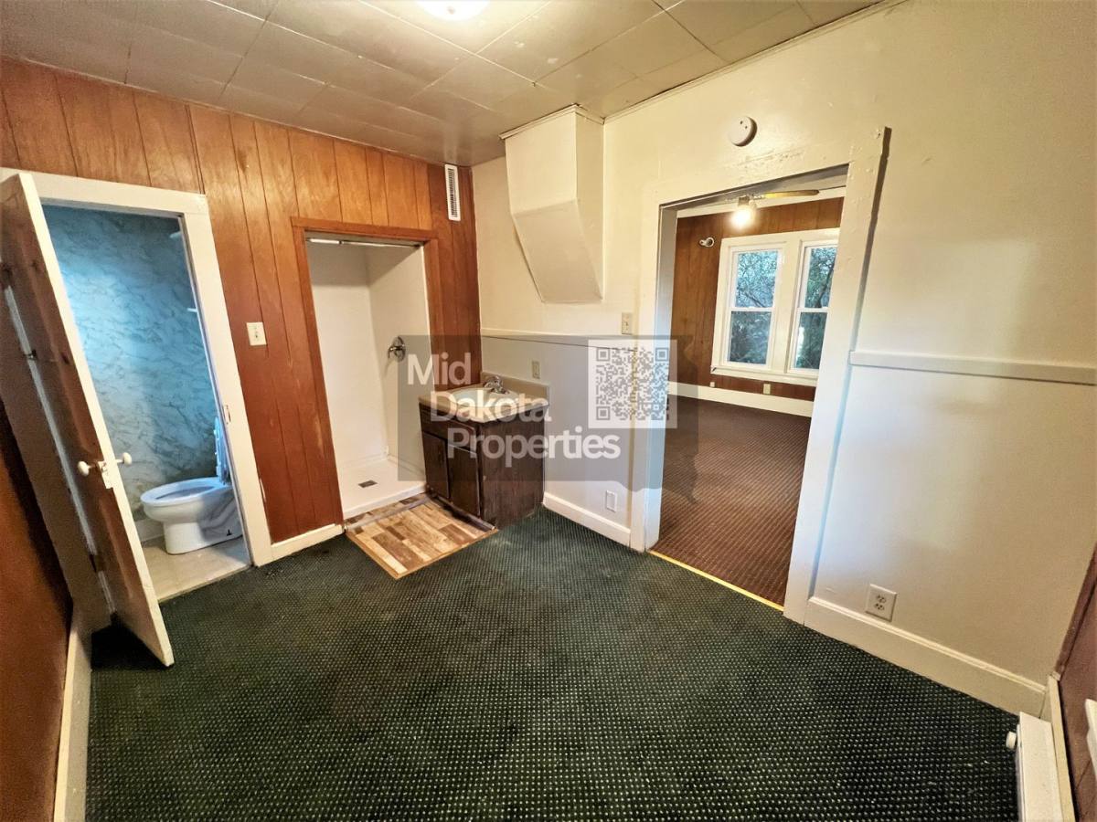 House for rent at 608 S Wisconsin, Mitchell, SD 57301