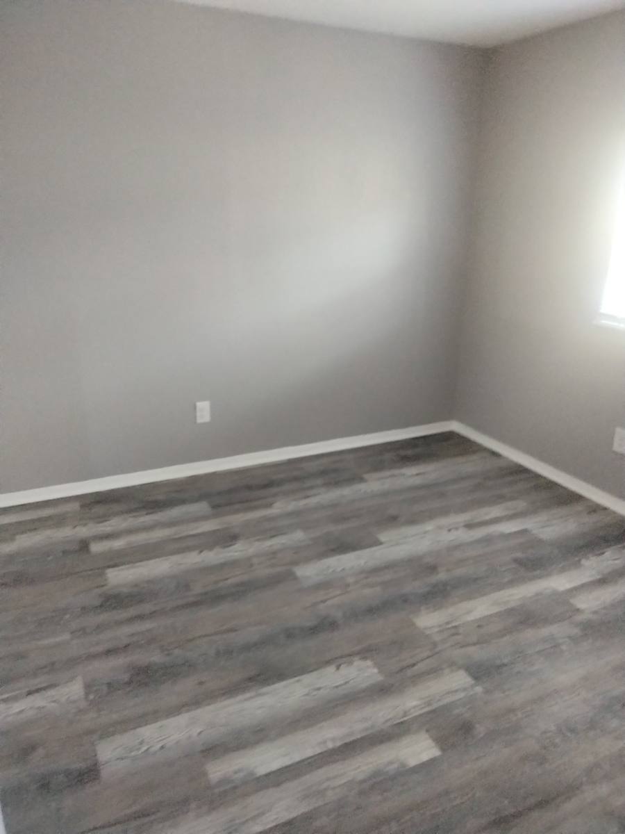 Townhouse for rent at 4 Poplar St #1, Cincinnati, OH 45216