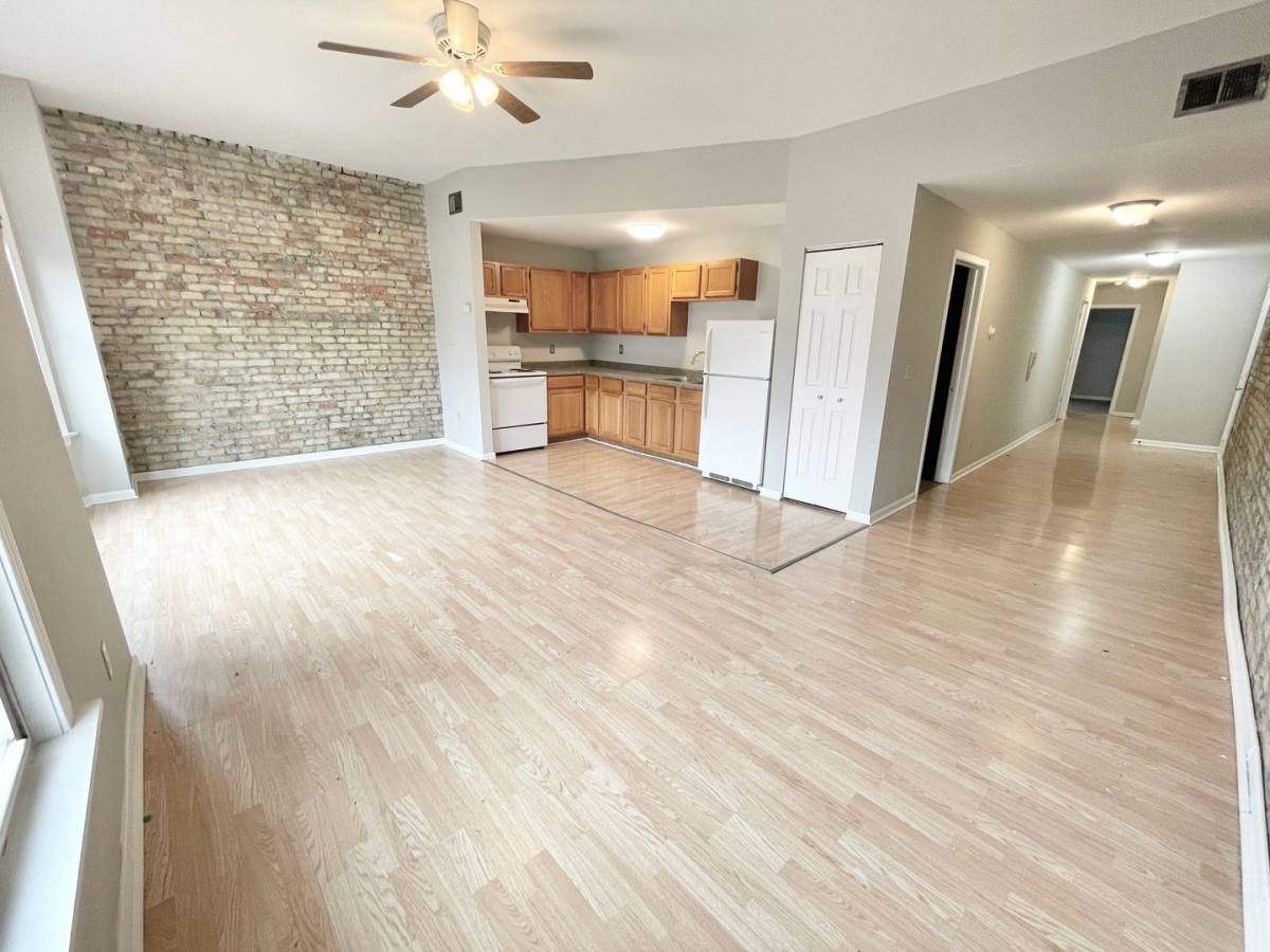 Apartment for rent at 1718-34 E Lafayette Place, Milwaukee, WI 53202
