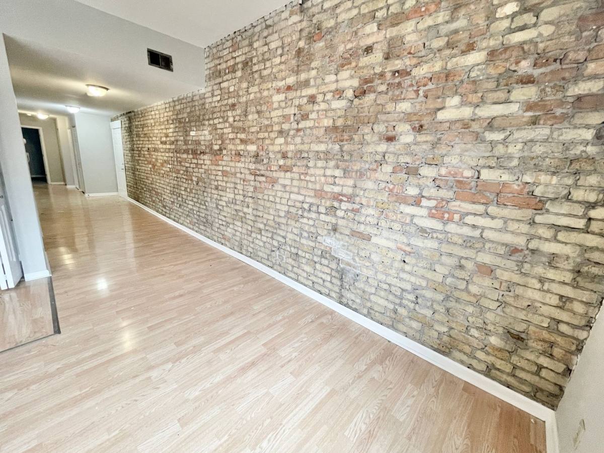Apartment for rent at 1718-34 E Lafayette Place, Milwaukee, WI 53202