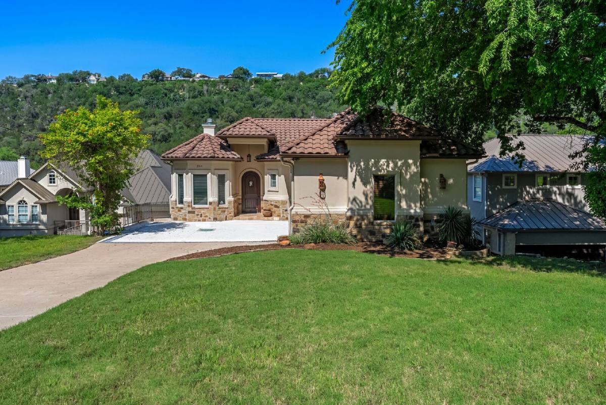 House for rent at 3304 Blue Jay Lane, Austin, TX 78732