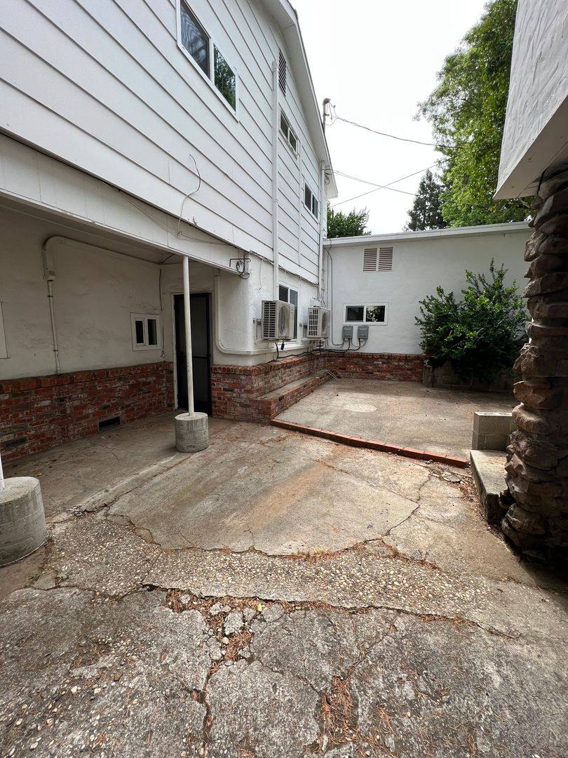 Apartment for rent at 148 Agard St, Auburn, CA 95603