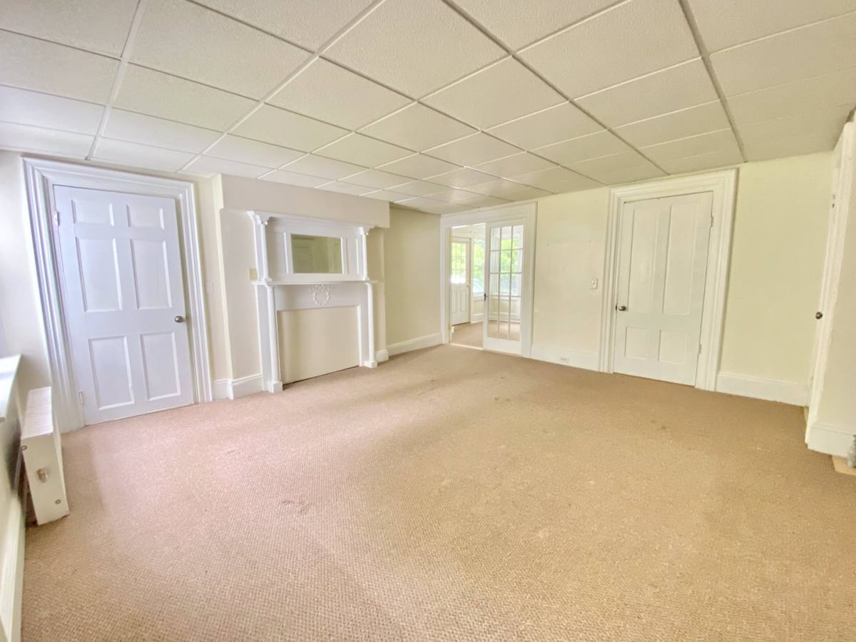 Apartment for rent at 147 Union St #1F, East Bridgewater, MA 02333