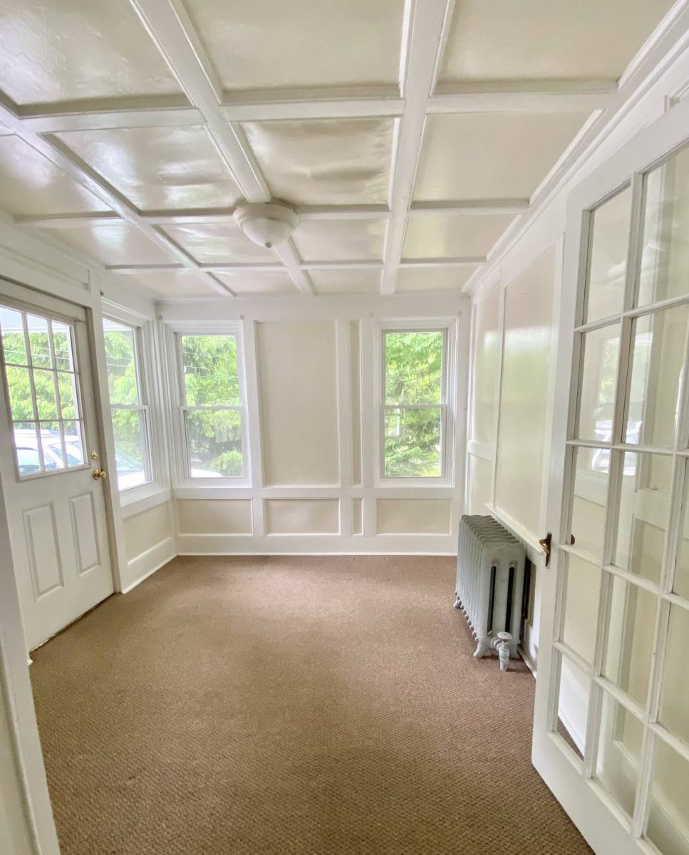 Apartment for rent at 147 Union St #1F, East Bridgewater, MA 02333