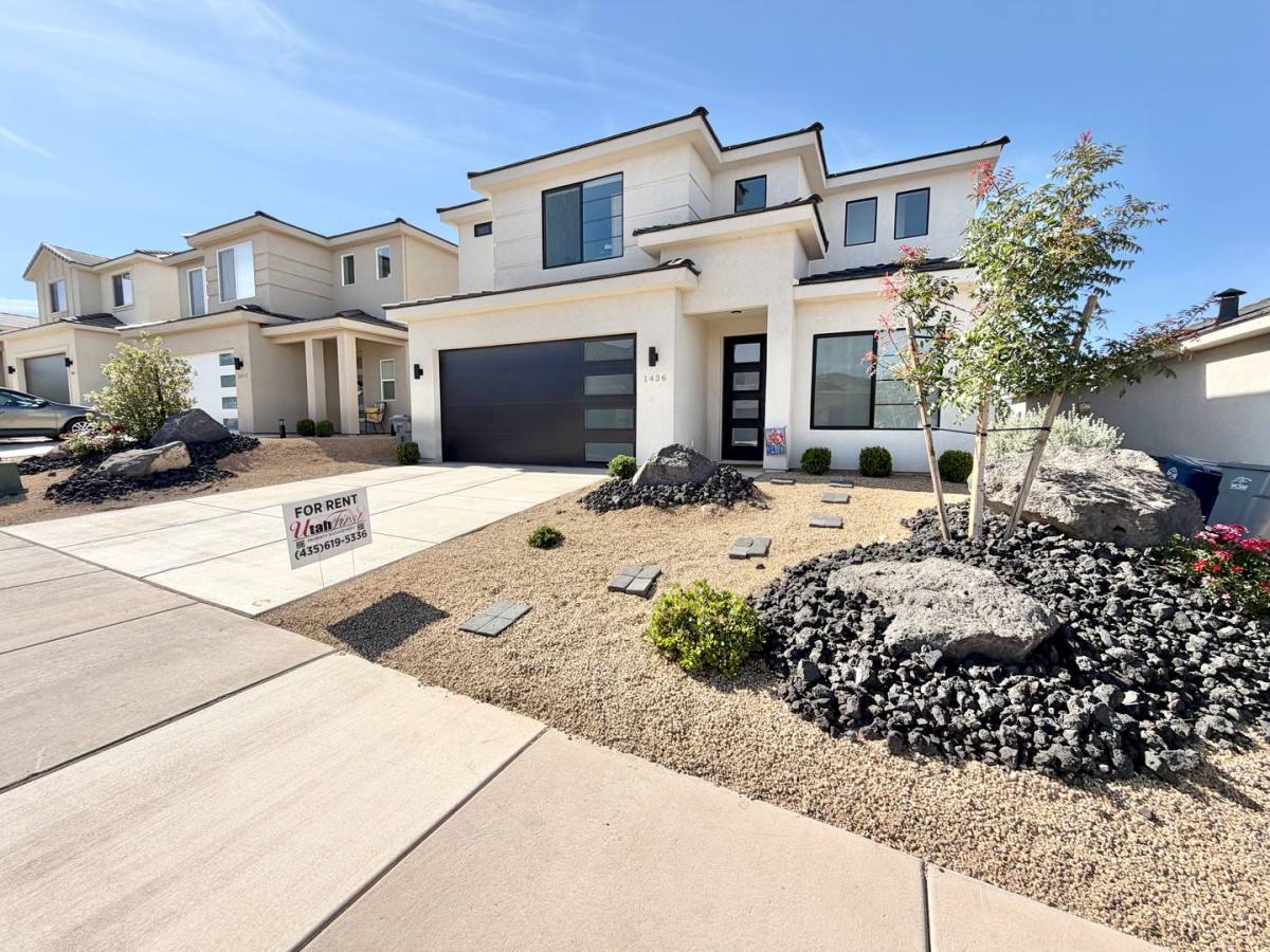 House for rent at 1436 E White Hollow Lane, Saint George, UT 84790