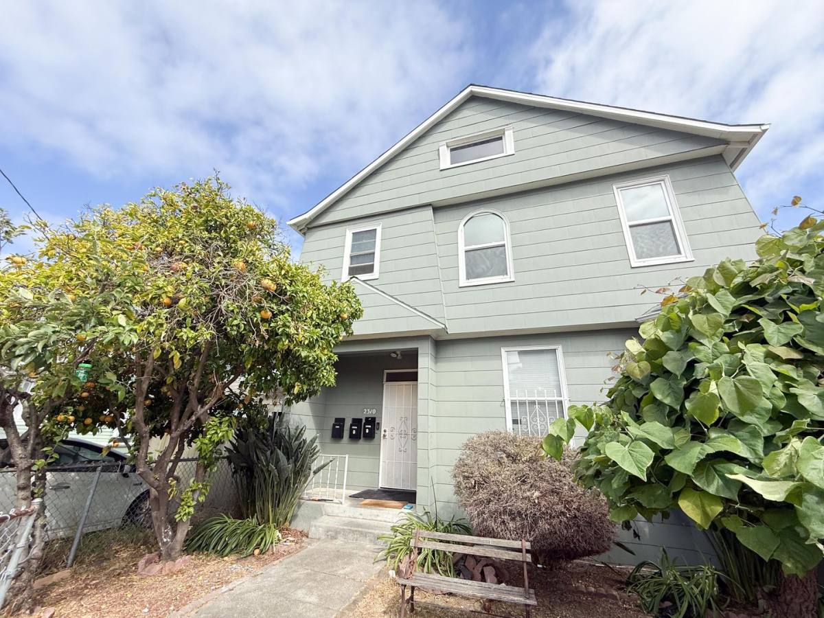 Apartment for rent at 2308-2310 26th Ave, Oakland, CA 94601