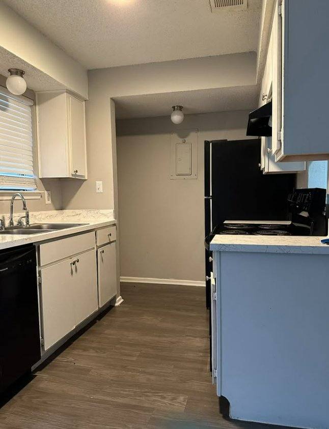 Townhouse for rent at 140 Slas Vegas Trail, Fort Worth, TX 76108