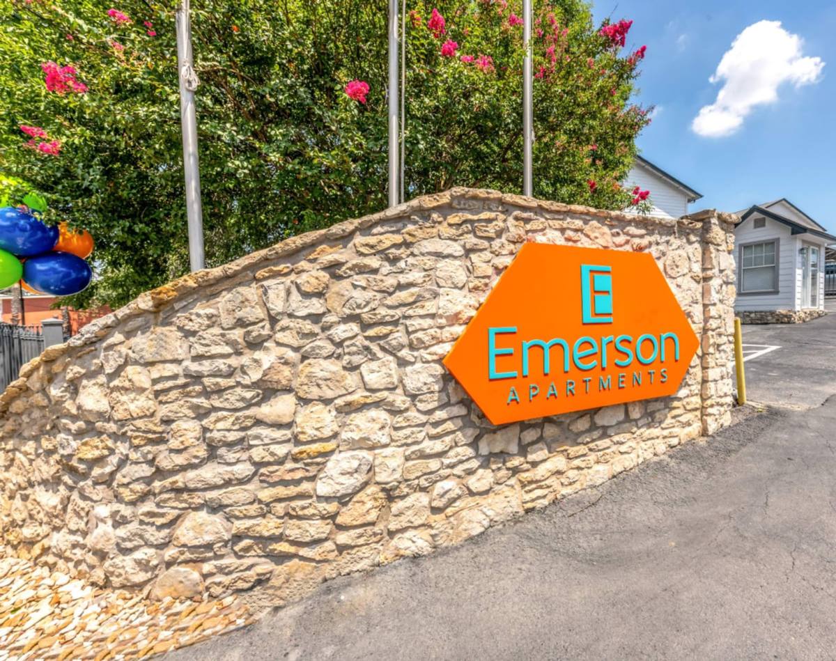 Townhouse for rent at 1919 Burton Dr, Austin, TX 78741