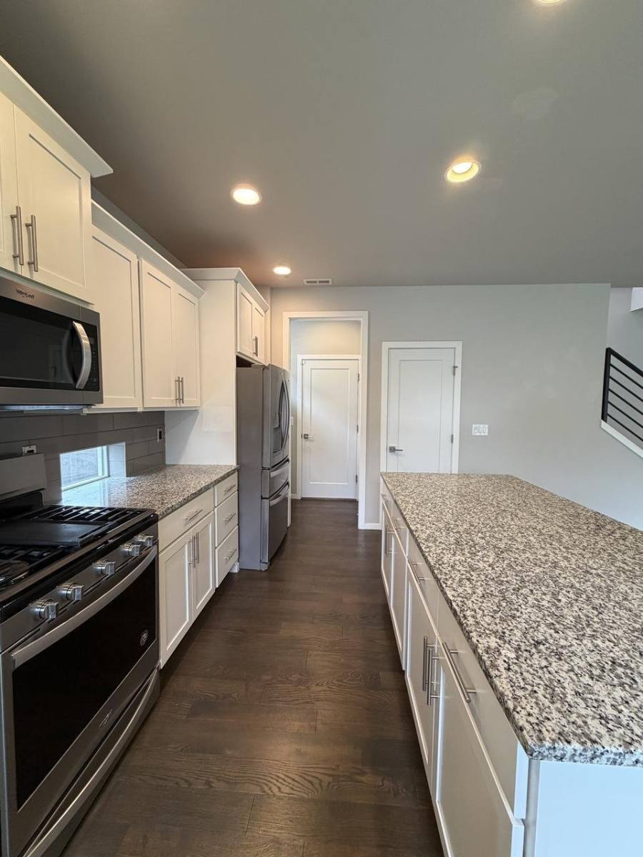 House for rent at 25517 158th Ave SE, Kent, WA 98042