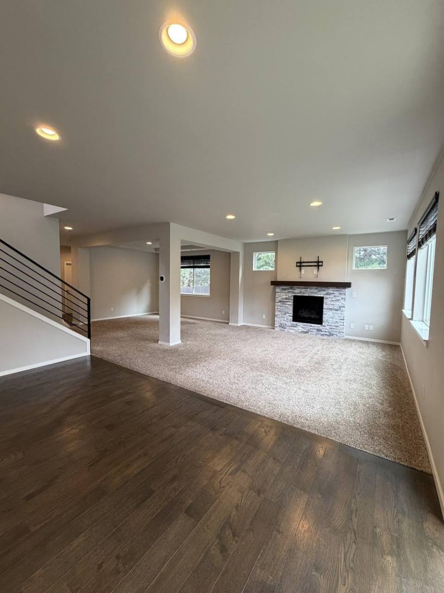 House for rent at 25517 158th Ave SE, Kent, WA 98042