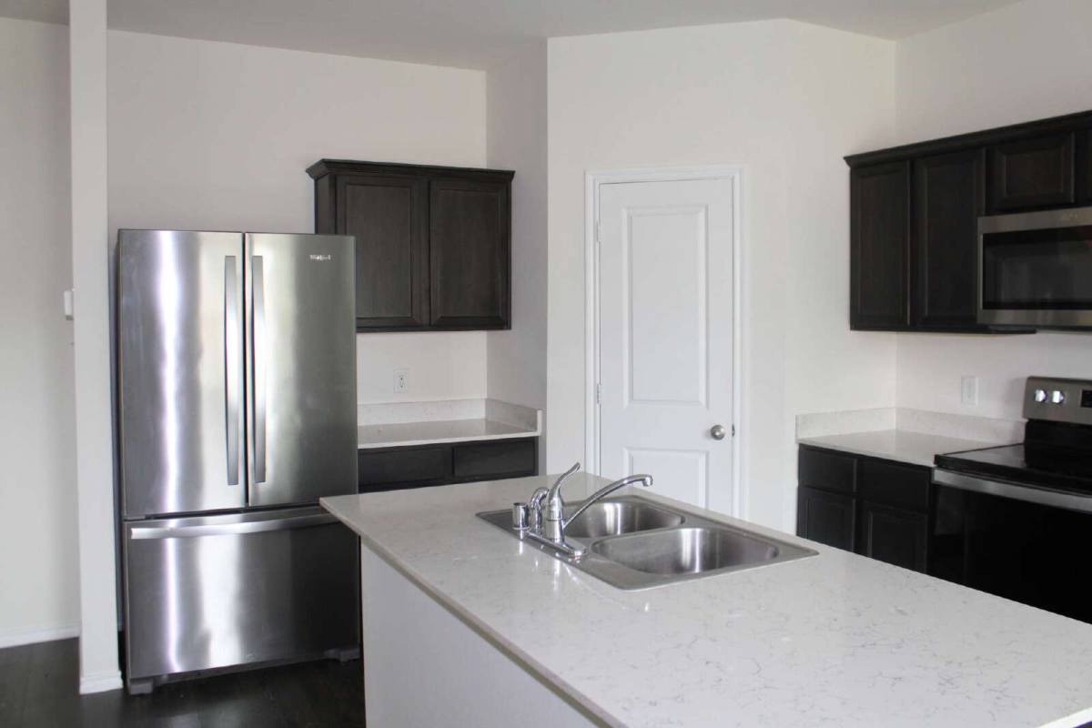 House for rent at 3012 Glazner Dr, Forney, TX 75126