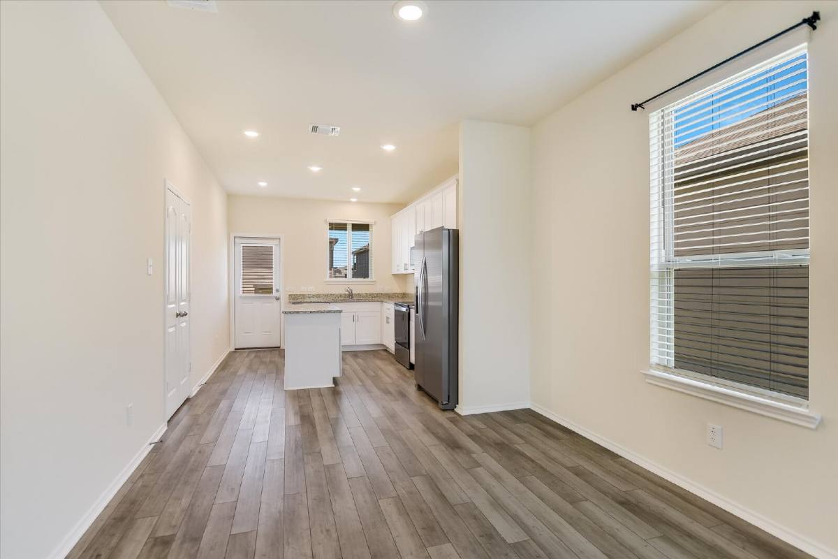 House for rent at 216 The Duke Dr, Jarrell, TX 76537