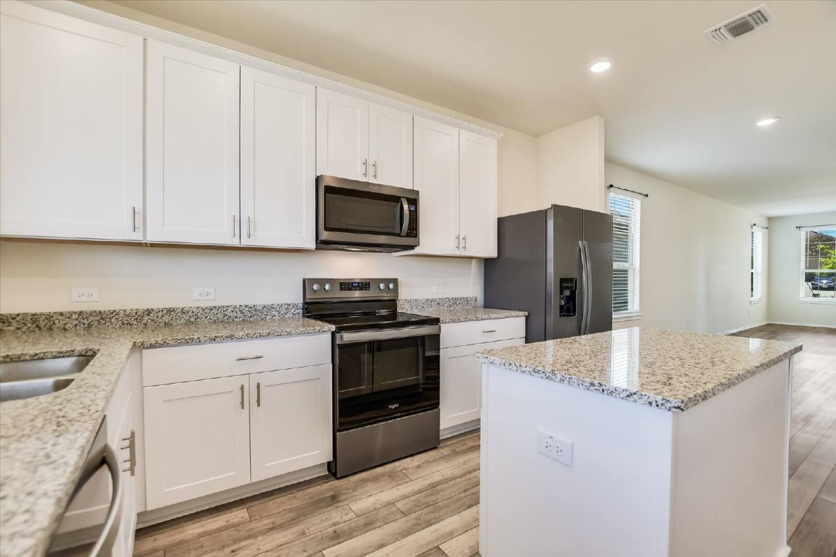 House for rent at 216 The Duke Dr, Jarrell, TX 76537
