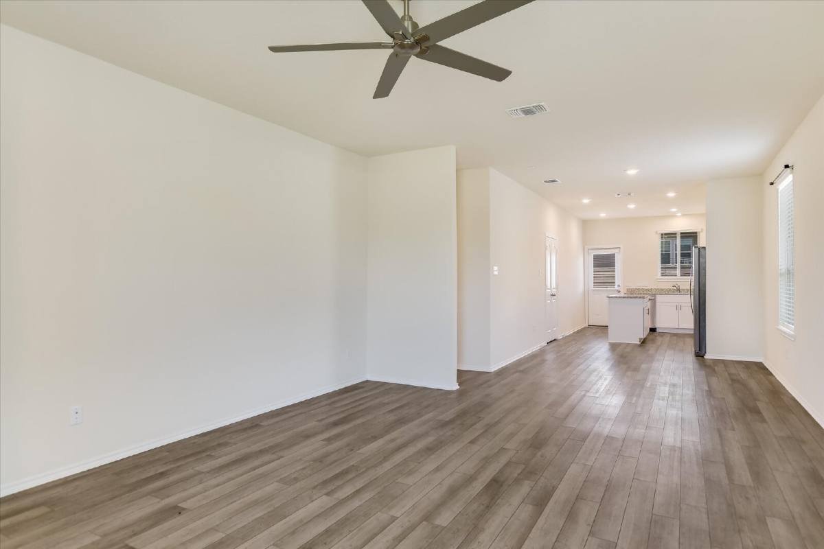 House for rent at 216 The Duke Dr, Jarrell, TX 76537