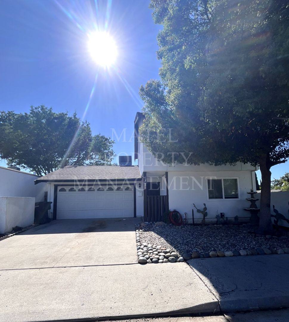House for rent at 321 Gran Via Court, Modesto, CA 95354