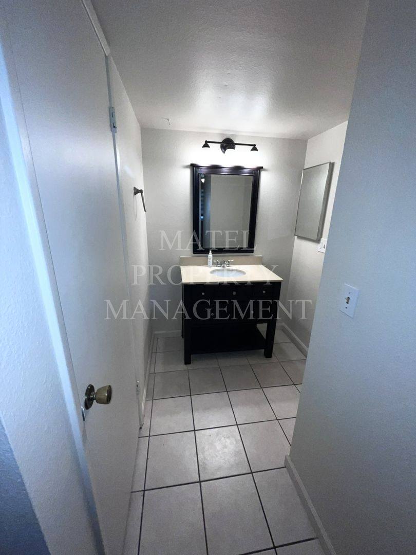 House for rent at 321 Gran Via Court, Modesto, CA 95354
