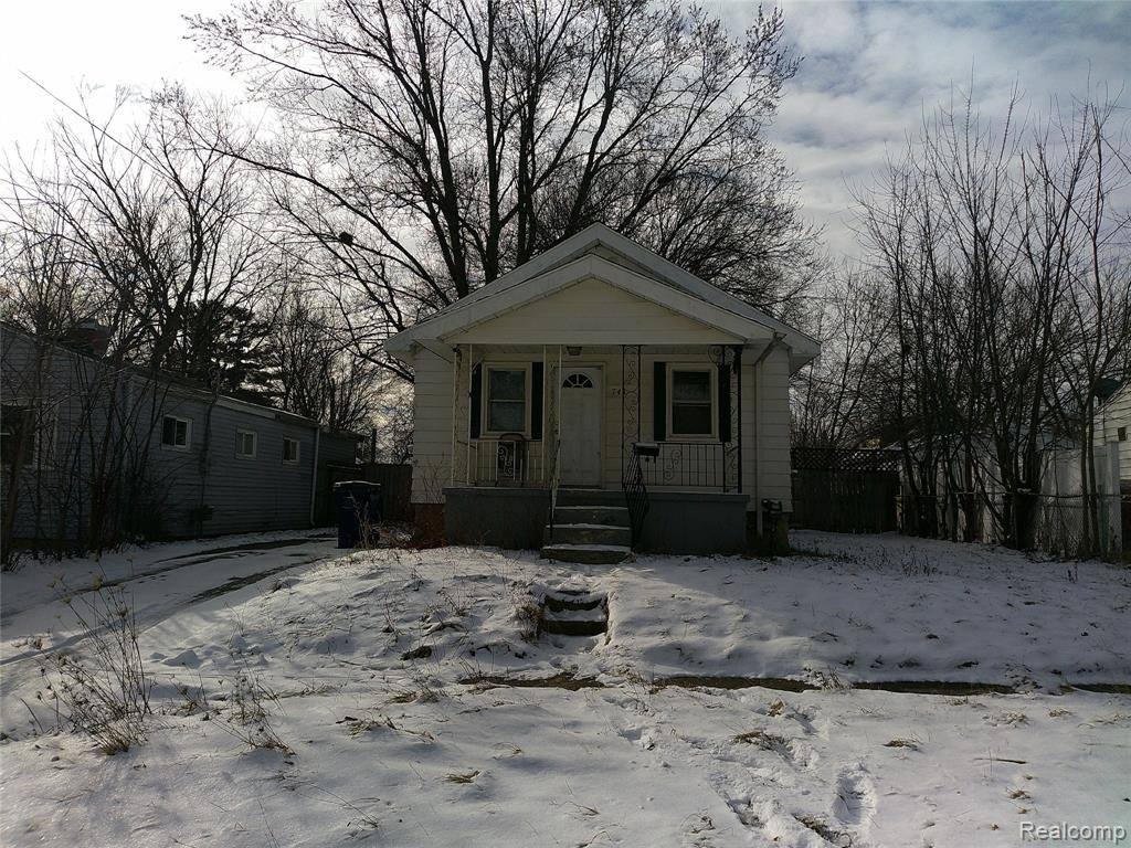 House for rent at 741 Barrie Ave, Flint, MI 48507