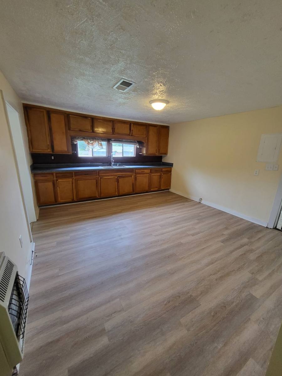 House for rent at 1410 12th Ave, Humboldt, TN 38343