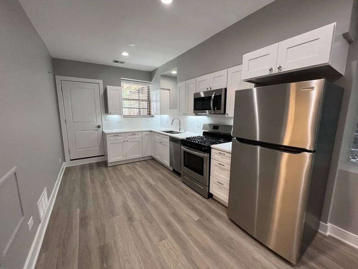 Apartment for rent at 1227 W Ohio St #G, Chicago, IL 60642