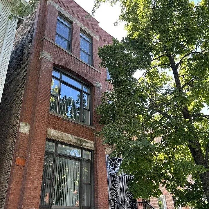 Apartment for rent at 1227 W Ohio St #G, Chicago, IL 60642