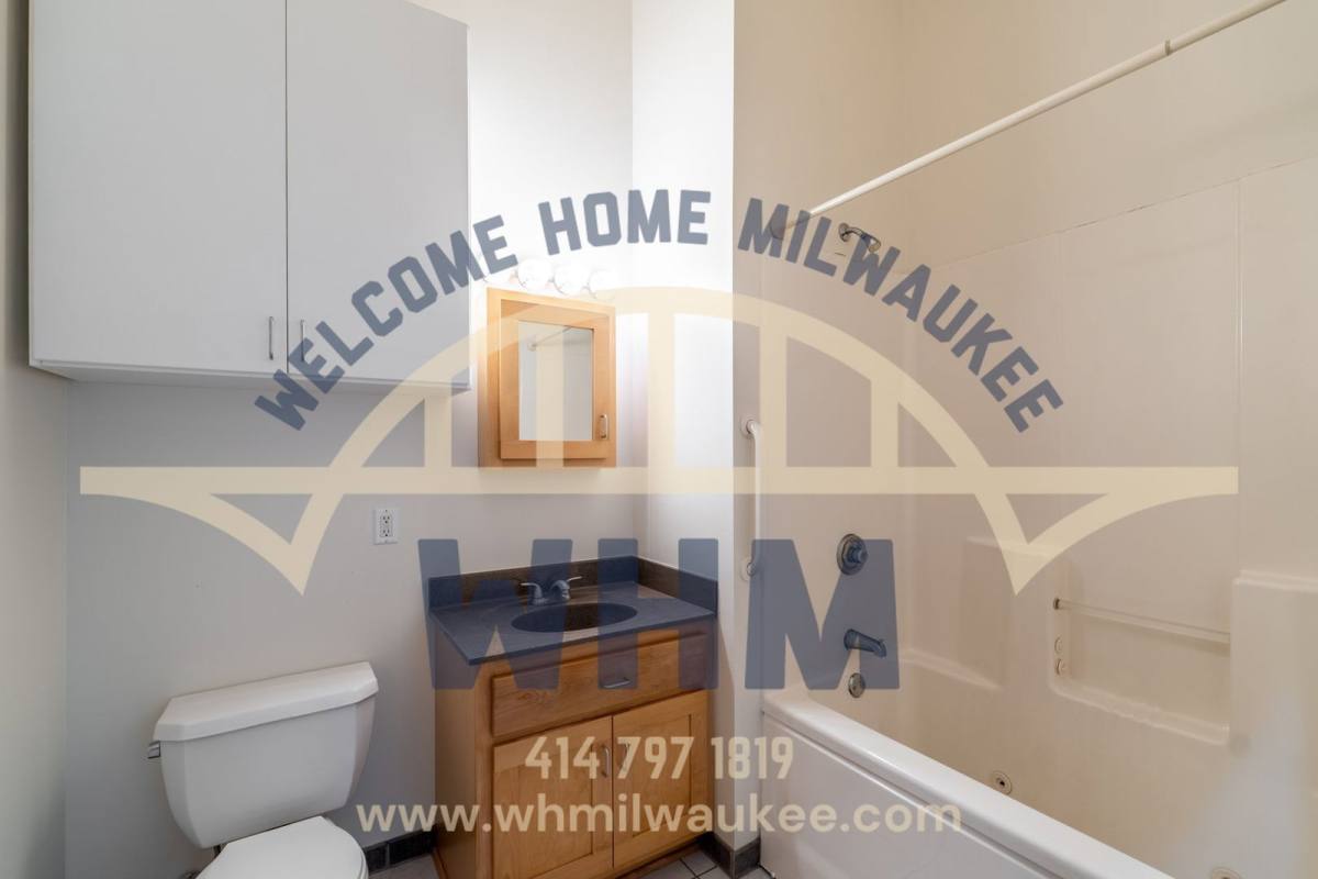 Apartment for rent at 904 E Pearson St #314, Milwaukee, WI 53202