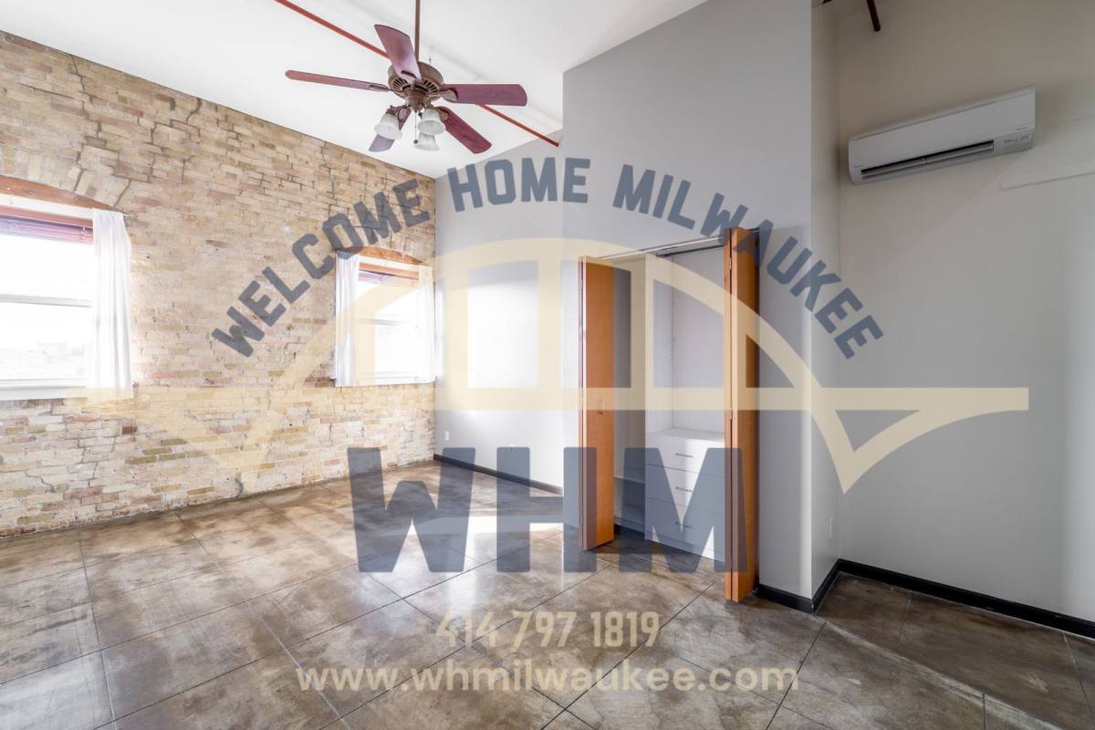 Apartment for rent at 904 E Pearson St #314, Milwaukee, WI 53202
