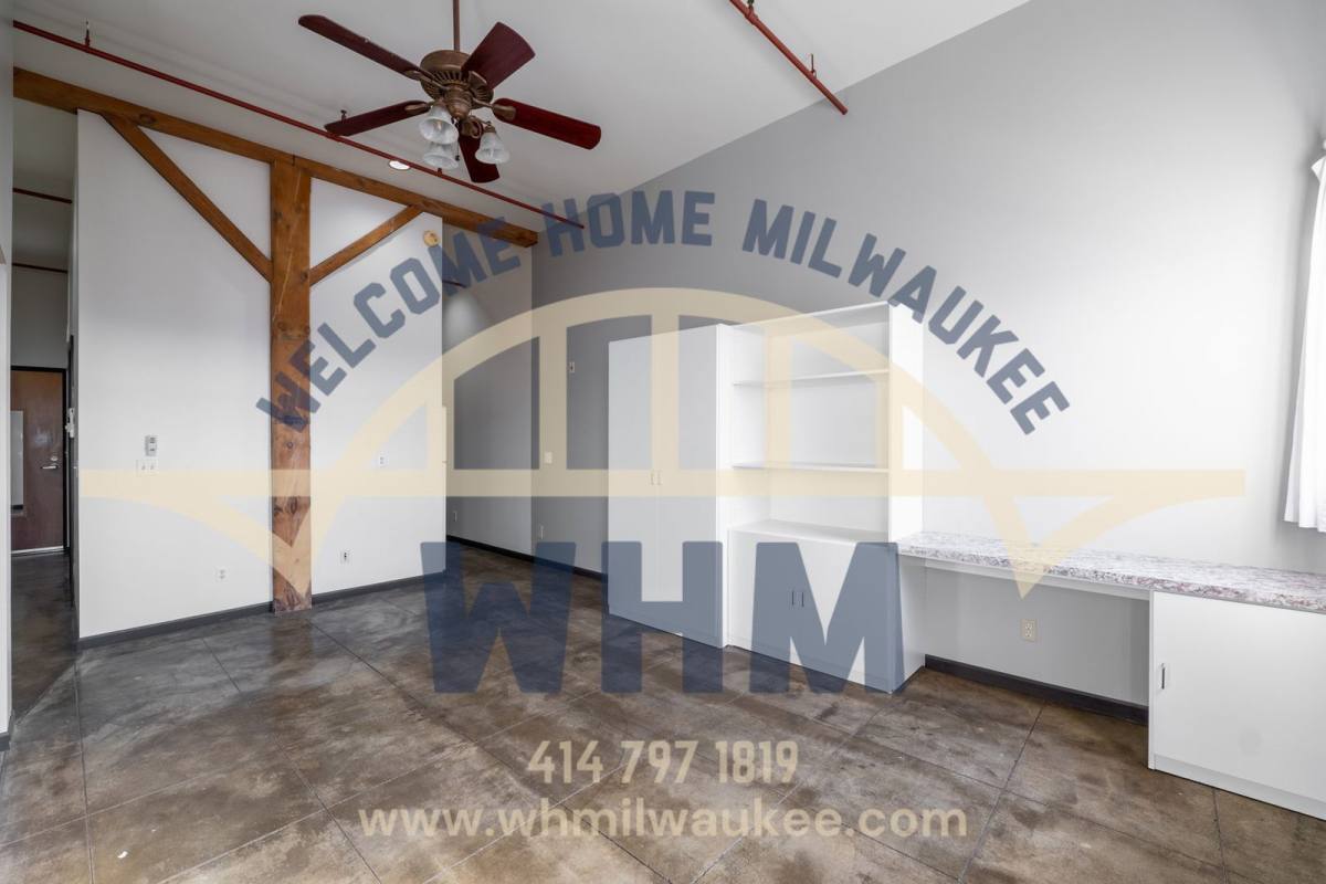 Apartment for rent at 904 E Pearson St #314, Milwaukee, WI 53202