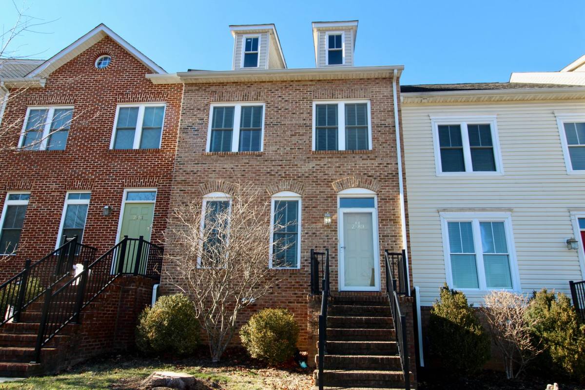 Townhouse for rent at 2189 Deyerle Ave, Harrisonburg, VA 22801