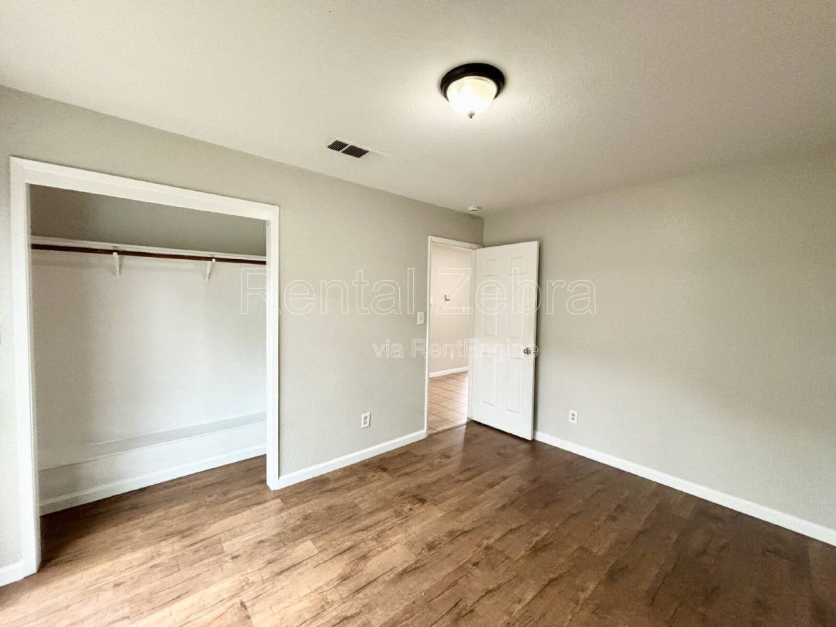Apartment for rent at 920 Vermont Ave, Turlock, CA 95380