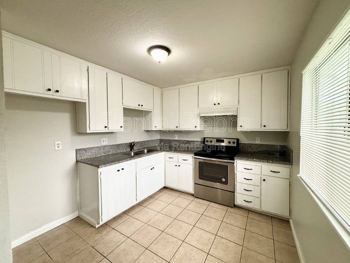 Apartment for rent at 920 Vermont Ave, Turlock, CA 95380