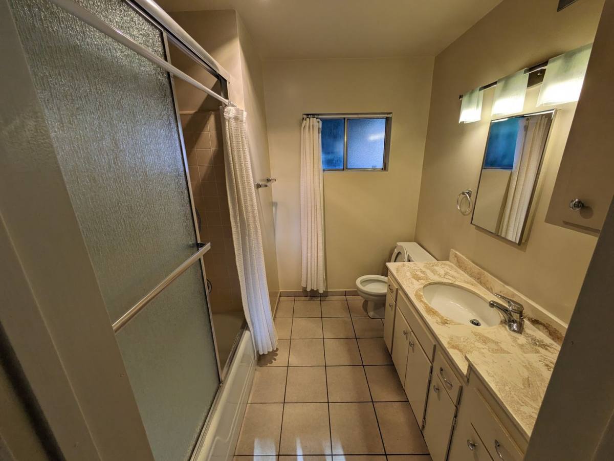 Apartment for rent at 1540 N Chaparral Rd, Palm Springs, CA 92262