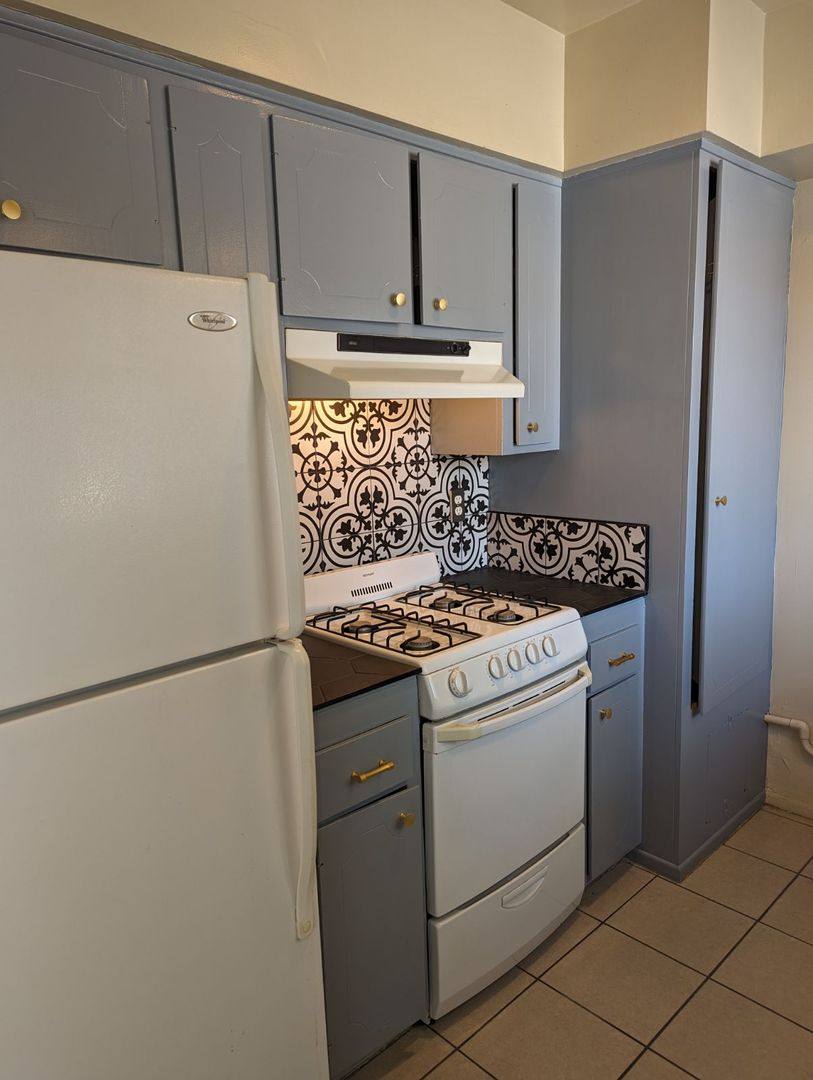 Apartment for rent at 1540 N Chaparral Rd, Palm Springs, CA 92262
