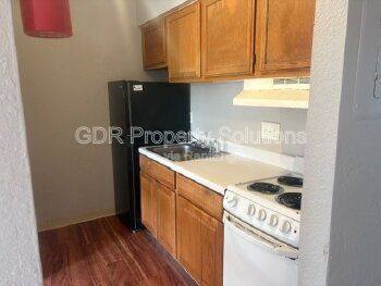 Apartment for rent at 1105 Iron Ave SW #102, Albuquerque, NM 87102