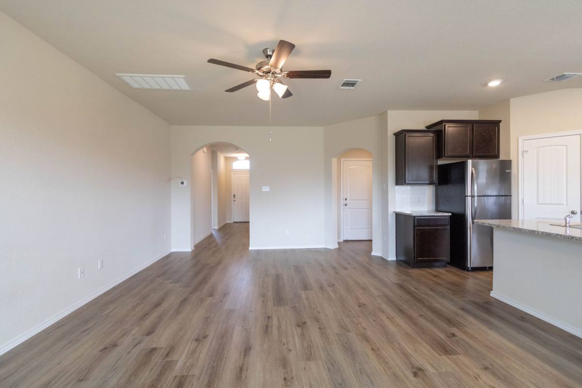 House for rent at 190 Beth Ann Loop, Taylor, TX 76574