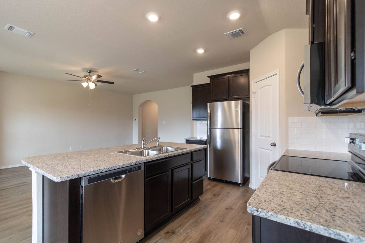 House for rent at 190 Beth Ann Loop, Taylor, TX 76574
