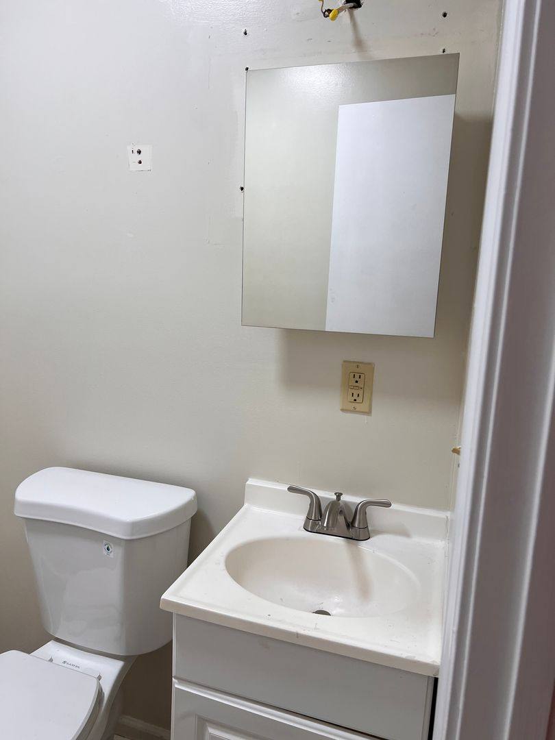 Apartment for rent at 600 W Broad St, Darlington, SC 29532