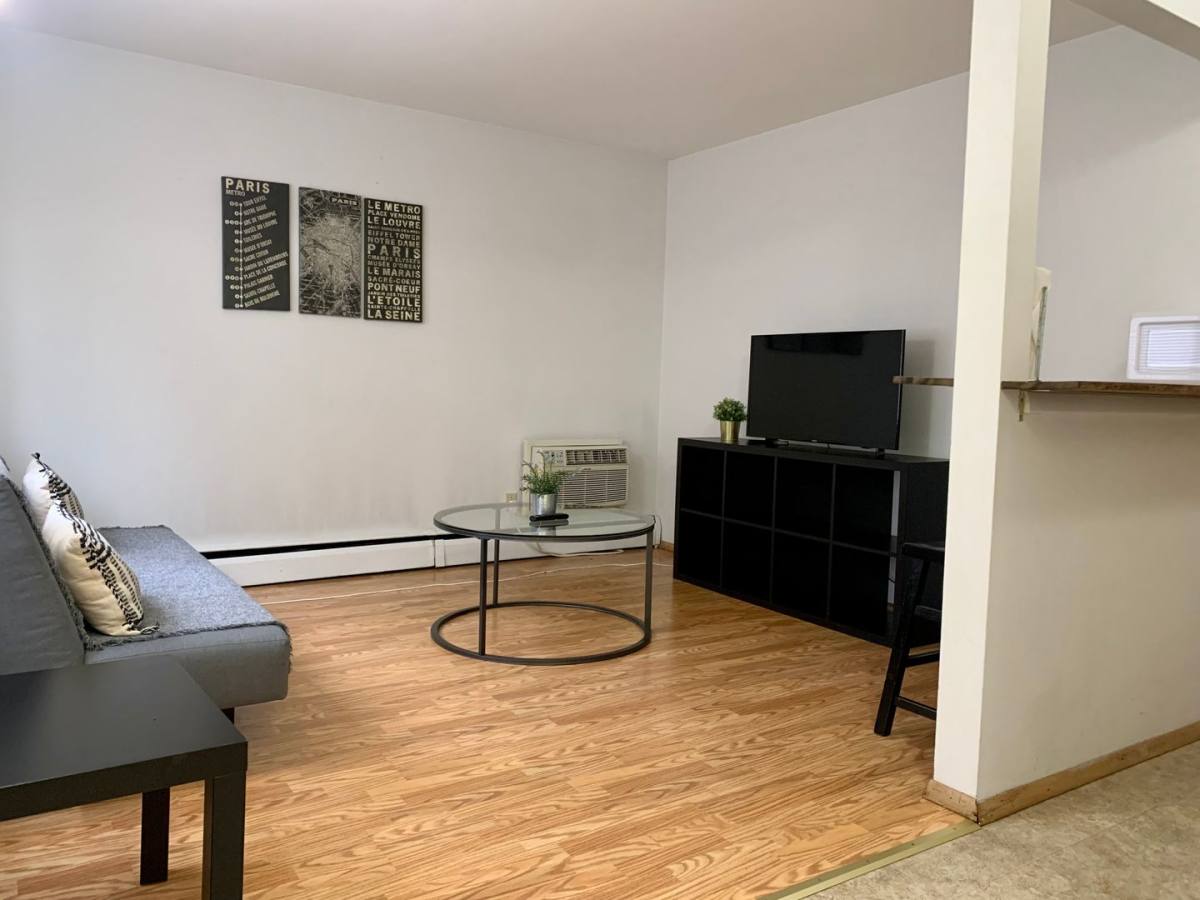 Apartment for rent at 1657 N Astor St, Milwaukee, WI 53202