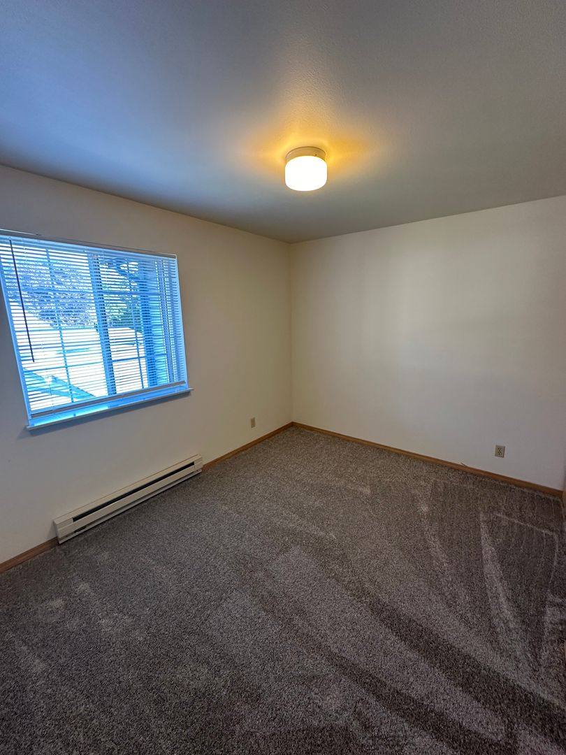Apartment for rent at 1302-1306 Birchwood Ave, Bellingham, WA 98225