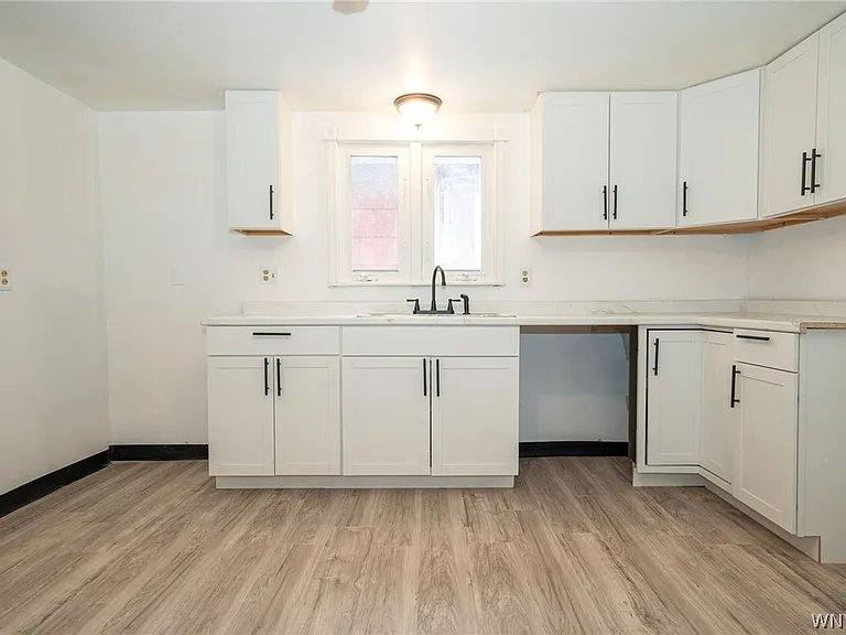 House for rent at 166 Barnard St, Buffalo, NY 14206