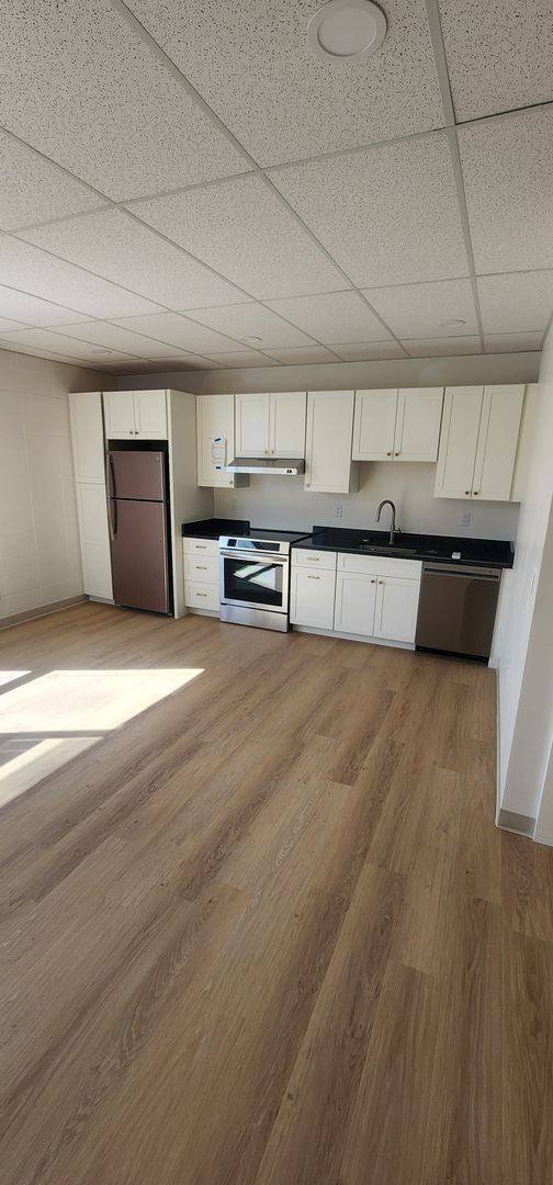 Apartment for rent at 9 Park St, Bath, ME 04530