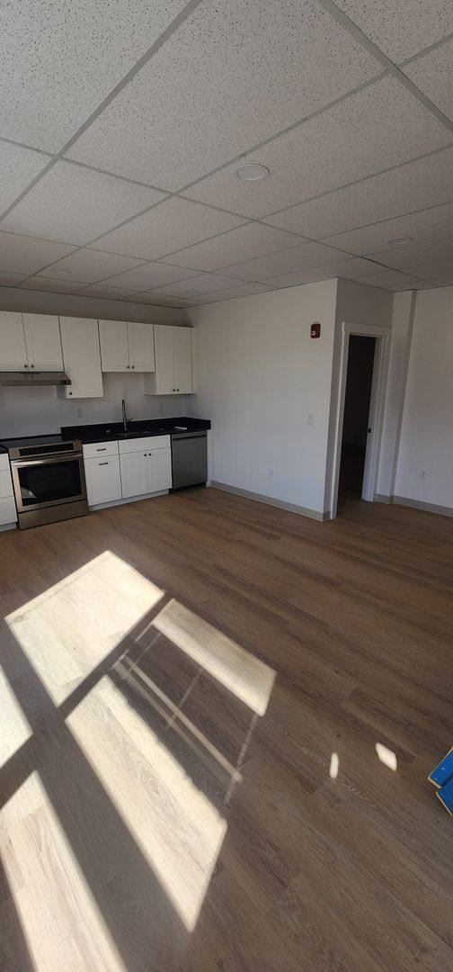 Apartment for rent at 9 Park St, Bath, ME 04530