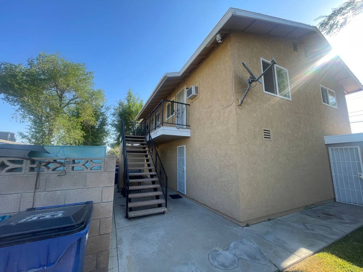 Apartment for rent at 45442 10th St W, Lancaster, CA 93534