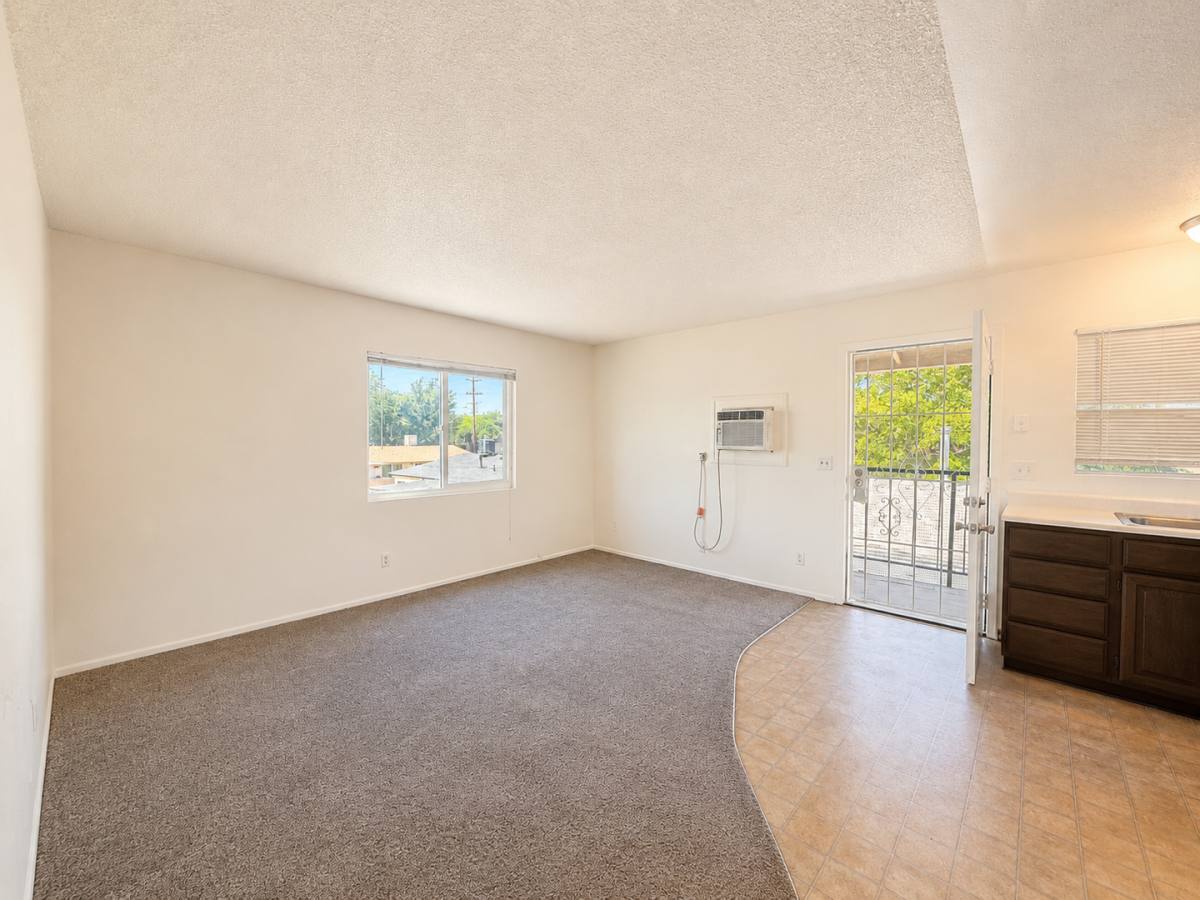 Apartment for rent at 45442 10th St W, Lancaster, CA 93534