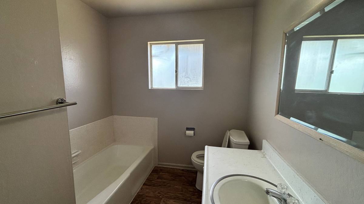 Apartment for rent at 41672-74 Marine Dr, Hemet, CA 92544